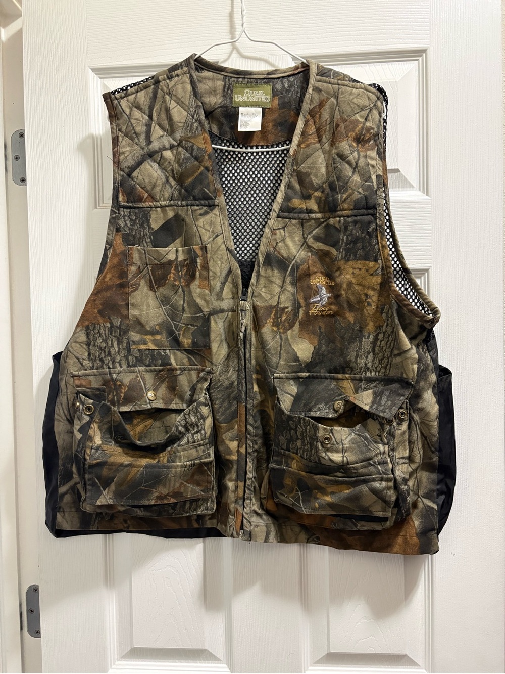 Realtree Camo Hunting Vest - Men's Utility Vest